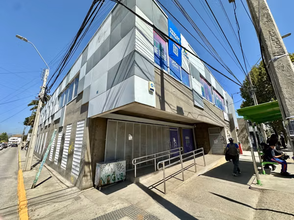 Se vende Local Comercial, Centro de Villa Alemana