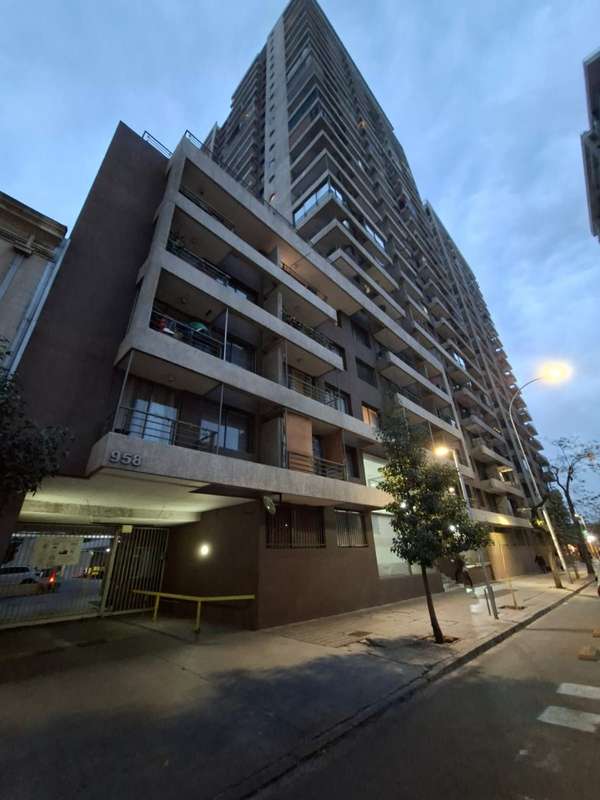 ¡EN VENTA MODERNO DEPTO SANTIAGO CENTRO!