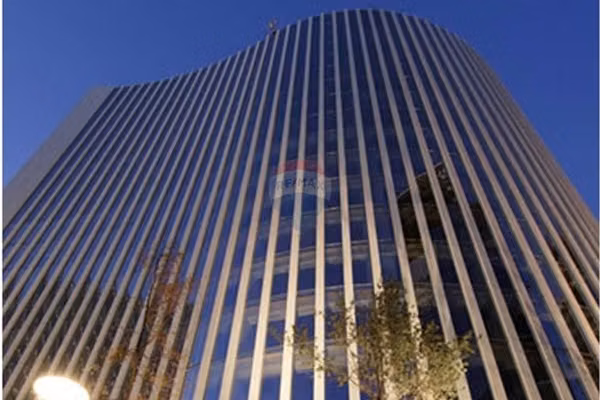 Oficina en arriendo nueva las condes