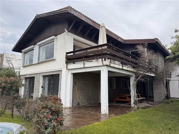 Casa en venta de 12 dorm. en Algarrobo