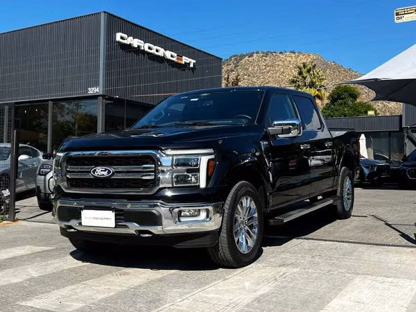 FORD F-150 LARIAT LUXURY 5.0  2025