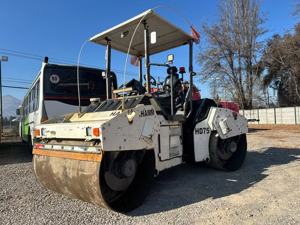 RODILLO COMPACTADOR MARCA HAMM MODELO HD 75 AÑO 2005