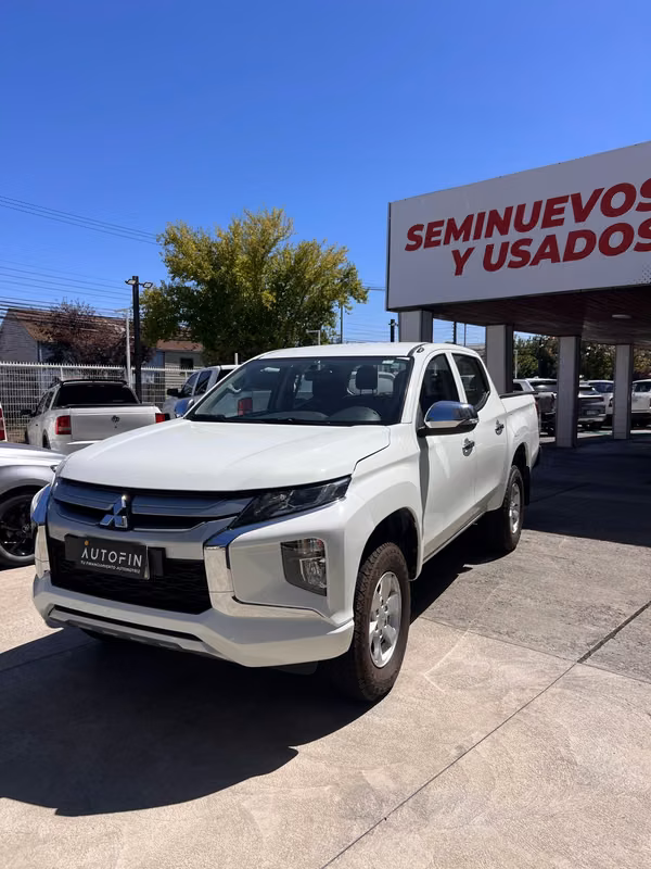 MITSUBISHI KATANA CR AÑO 2023  4x2  1 DUEÑO