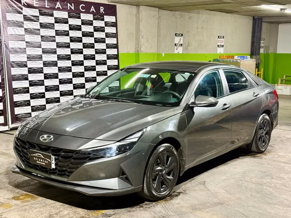 Hyundai Elantra 1.6 MT