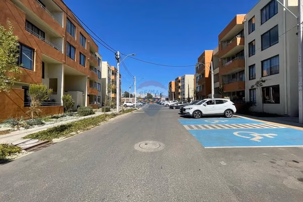 Arriendo departamento a estrenar condominio