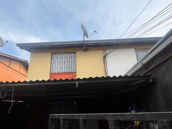 SE vende casa 47 mll en Peñaflor calle Diego de Velásquez