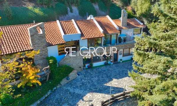Impecable casa 4D en Condominio en El Arrayan