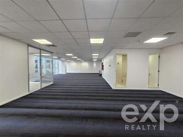Oficina en arriendo de 228 m2 en Nueva Las Condes