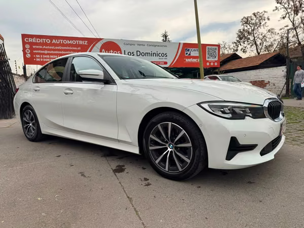 BMW 320i URBAN 2.0 TURBO AUTOMATICO 2021