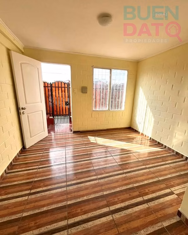 CASA cercana a parque urbana