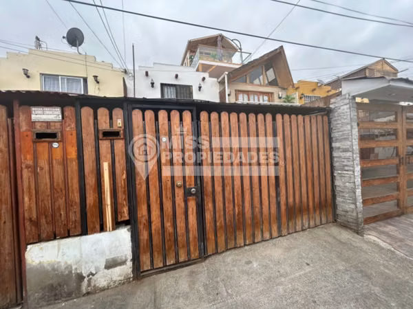 VENDE CASA SECTOR NORTE, ANTOFAGASTA
