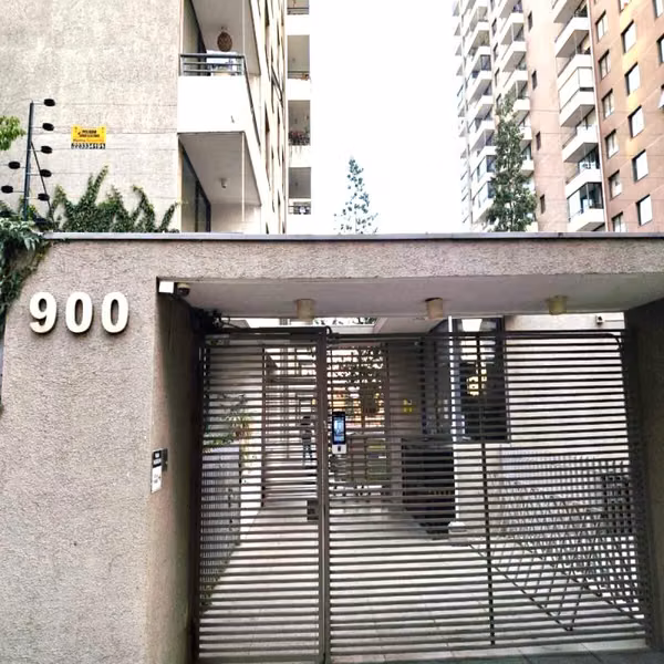 Departamento ALCALDE PEDRO ALARCON 900