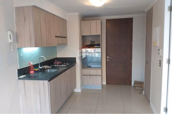 Arriendo dpto. a pasos metro