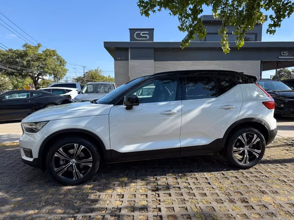 VOLVO XC40 INSCRIPTION T4 2.0 AT  2022