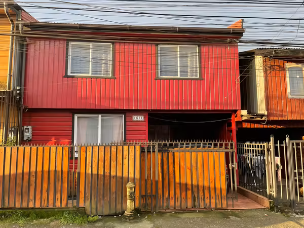 ARRIENDO CASA 3D 1B CERCA INSTITUTO PACIFICO SECTOR MIRASOL