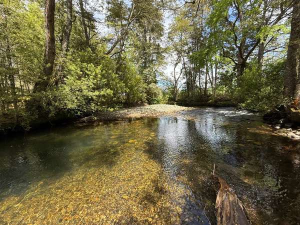 PARCELA CERCA DE RÍO Y PLAYA EN PANGUIPULLI