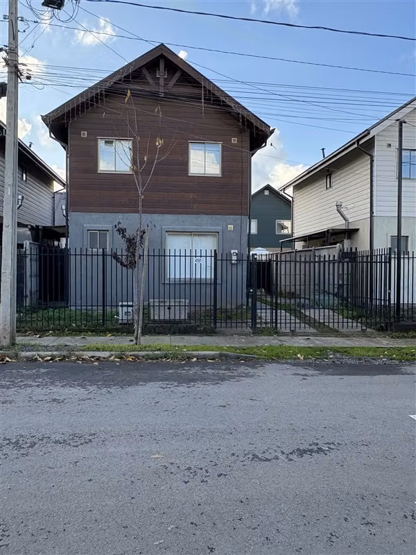 Casa en arriendo de 4 dorm, Valles del country, Talca