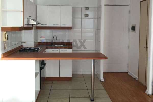 Se vende dp 1 dormitorio y bodega, santa isabel