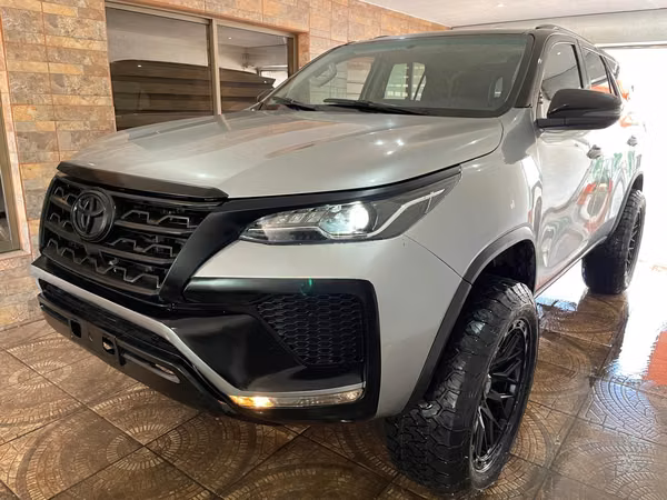 TOYOTA FORTUNER 2024 4X4 2.8 DIESEL