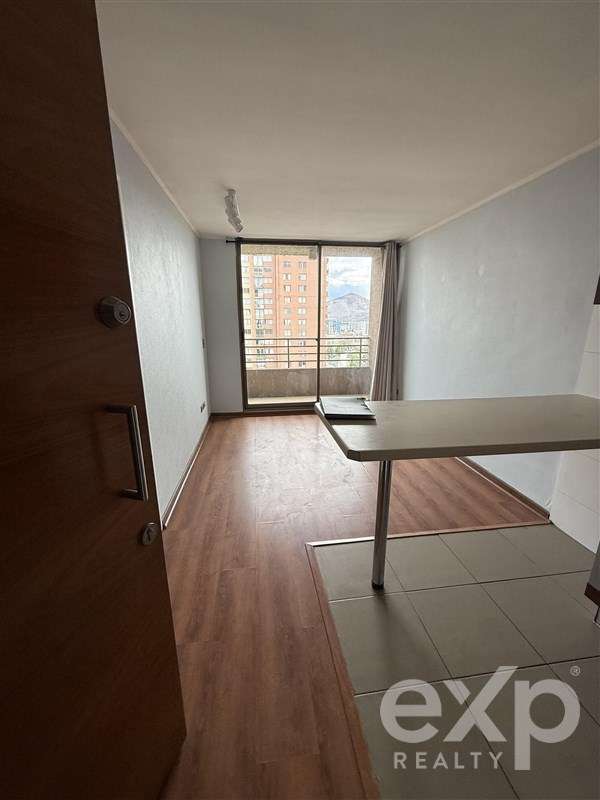 VENDO Depa a 2 cuadras de Metro Chacabuco