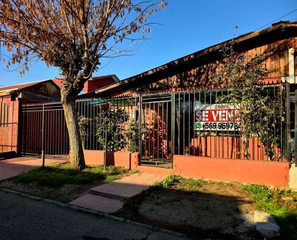 SE VENDE PROPIEDAD EMPLAZADA EN VILLA AMÉRICO VESP