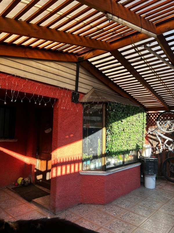¡GRAN OPORTUNIDAD! CASA EN MAIPÚ 4D/2B M²
