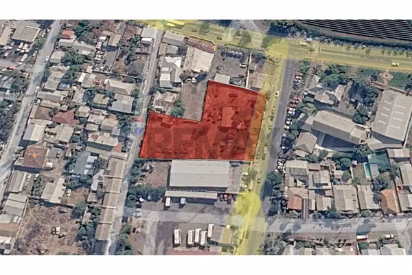 Terreno comercial único en calera de tango