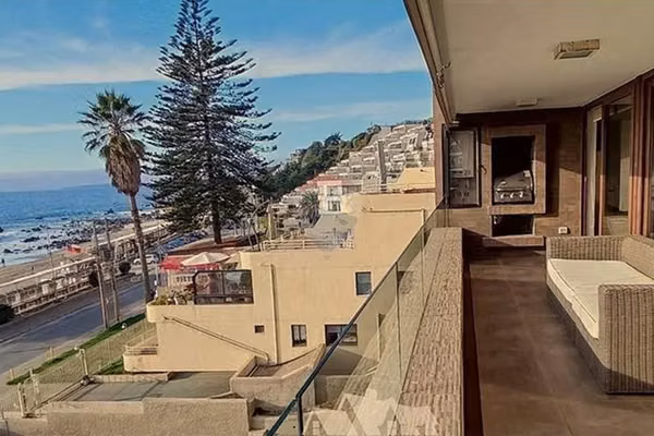Hermoso frente al mar, año corrido y amoblado