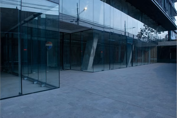 Local comercial nueva costanera/alonso de córdova