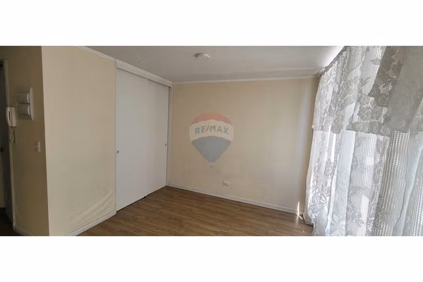 Perfecto home studio en estación central en venta!