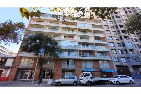 Venta home studio, santiago centro con bodega.