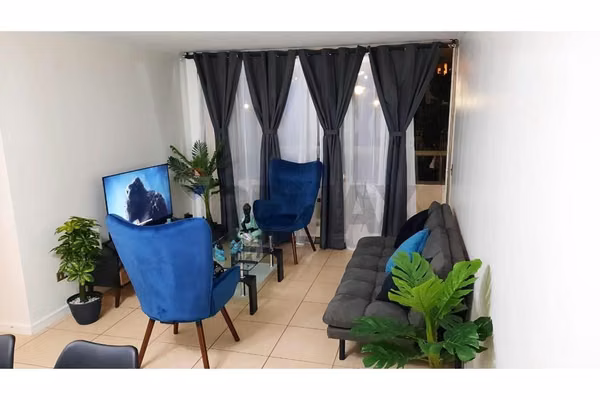 "arriendo doña laura 1er piso, arica"