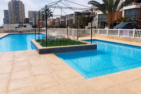 Linda casa gran vista condominio llacolén