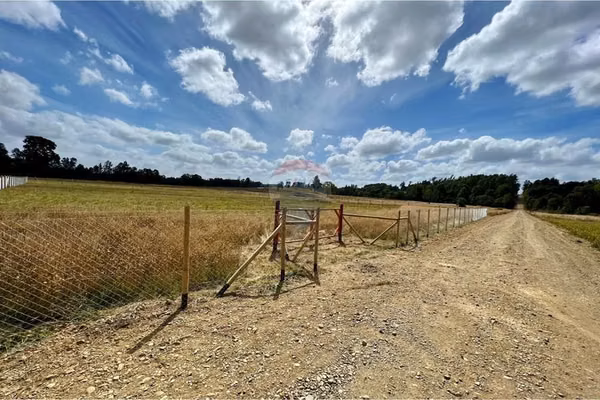 Parcela 5035m2, acceso a río, fresia.