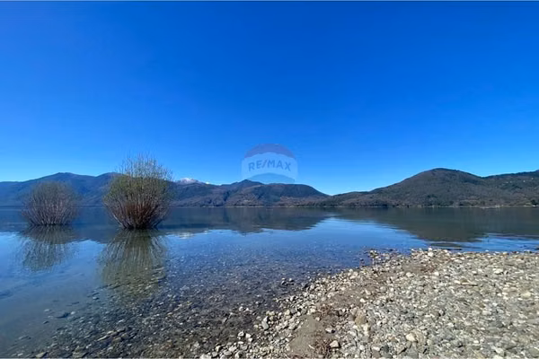 Propiedad en venta -orilla de lago, caburgua