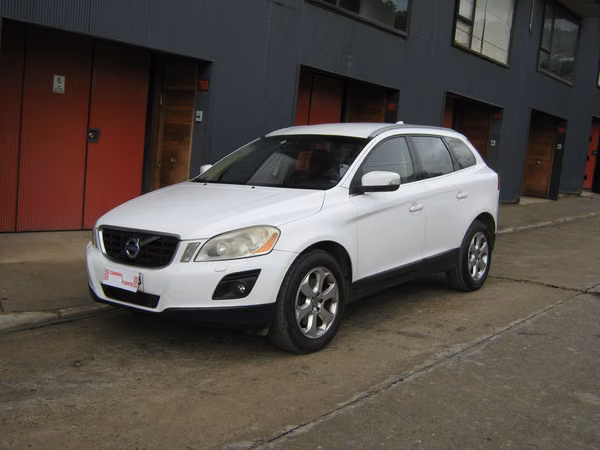 VOLVO XC 60 T6 AUT 2010 $ 7.990.000