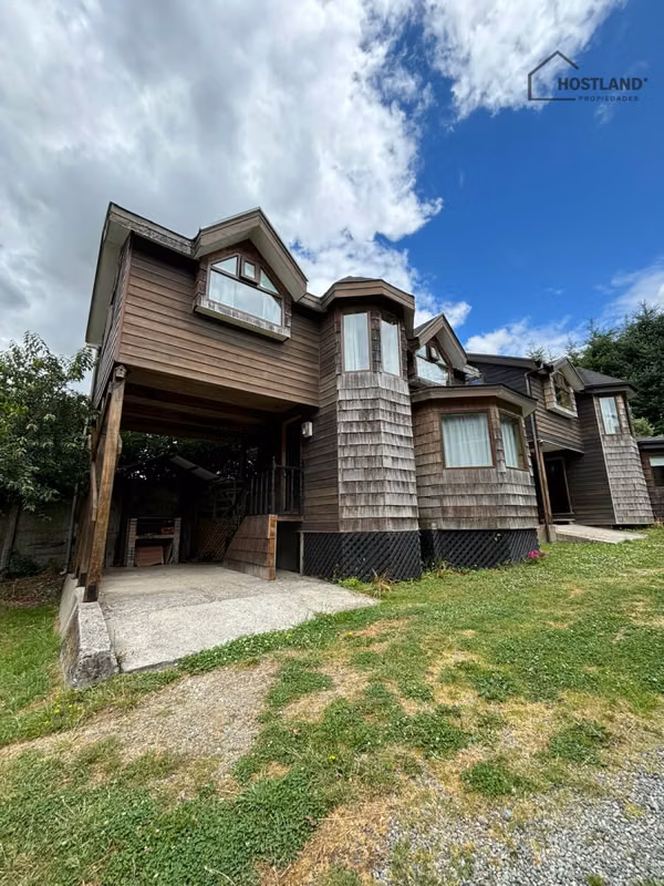 Preciosa casa amoblada centro Puerto Varas- Todos Servicios Básicos Incluidos Año Corrido