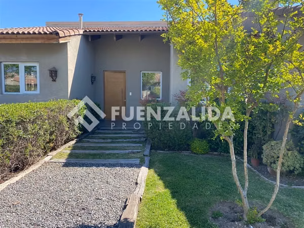 Casa en Venta en Buín