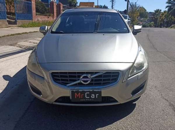 VOLVO S60 T6 PLUS - 2011 | 2708