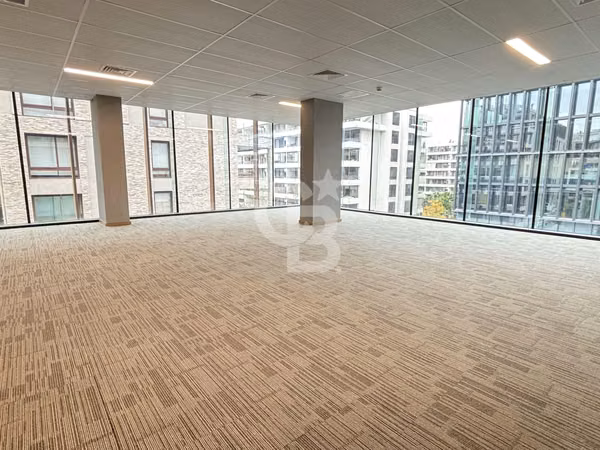 Oficina La Dehesa Work Plaza moderna.