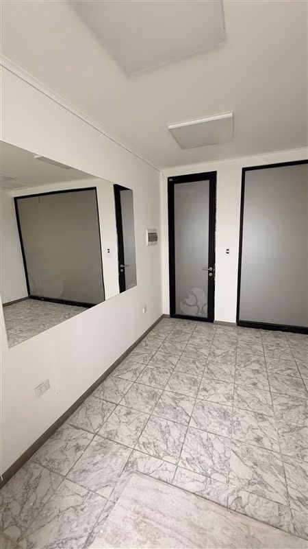 Centro Médico en arriendo 10 box