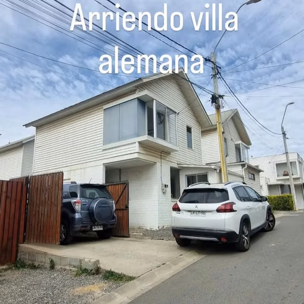 Hermosa Casa Bernardo Leighton Peña Blanca