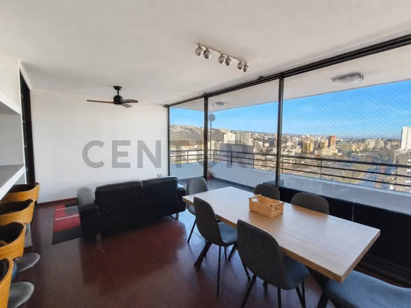 Departamento con gran terraza y vista sector Oriente