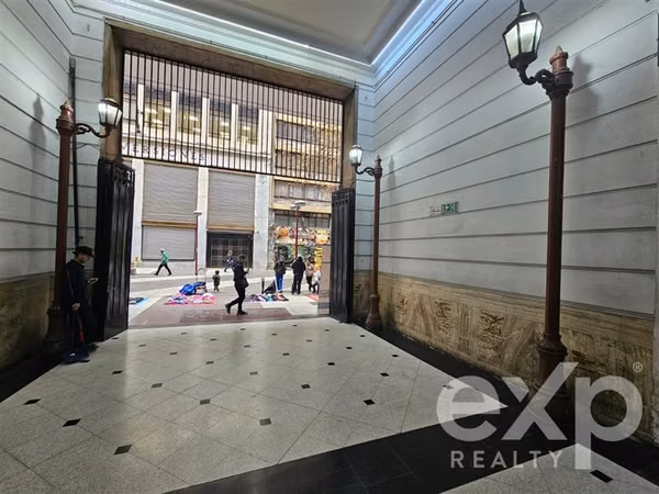 Local comercial sin exposición en arriendo en Santiago