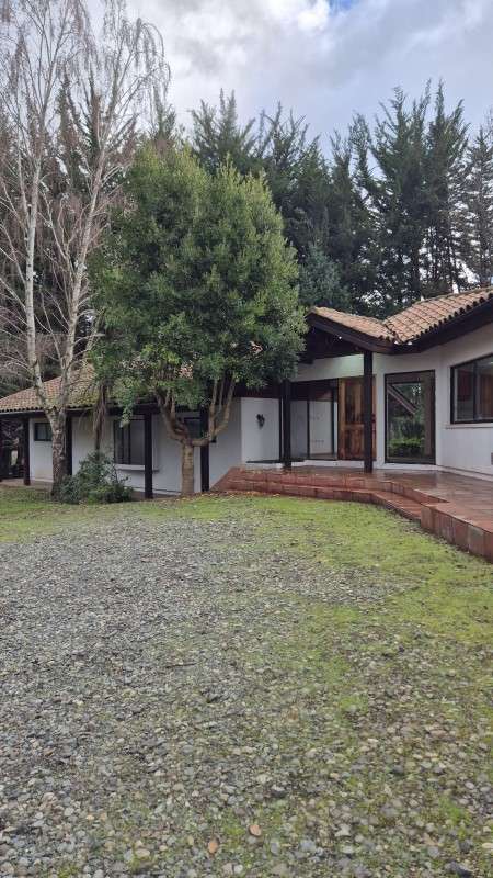 CASA EN VENTA, COND. HARAS LA MONTAÑA, LOS ANGELES