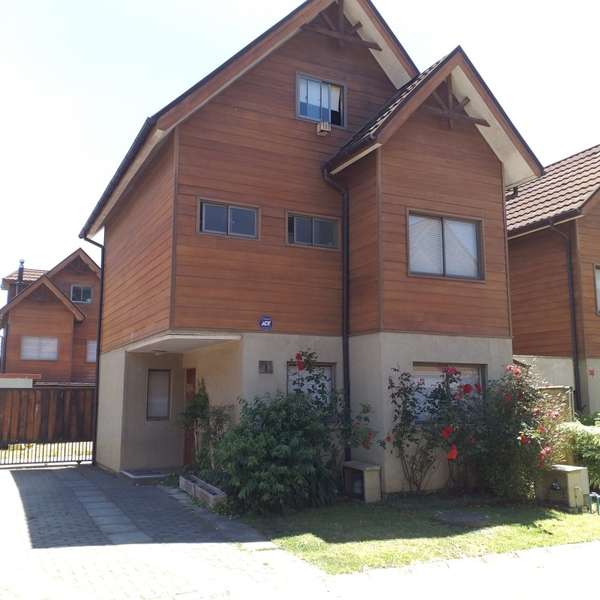 CASA EN VENTA, LOMAS DE SAN SEBASTIÁN, CONCEPCIÓN
