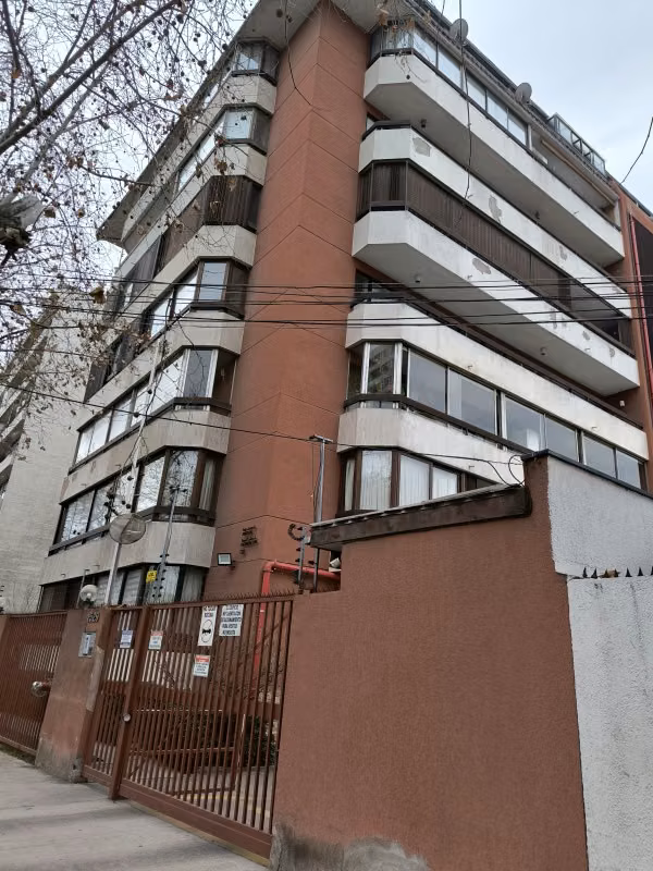SE VENDE HERMOSO DEPTO. EN EL LLANO