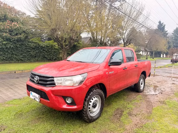 TOYOTA HILUX DX 4x4 - 2021