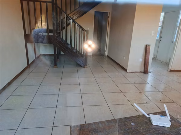 Casa en venta de 3 dorm. en Coronel