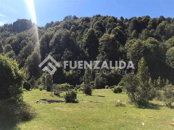 Venta Parcela Futalefú Vista Piedra del Águila. Agua y Luz
